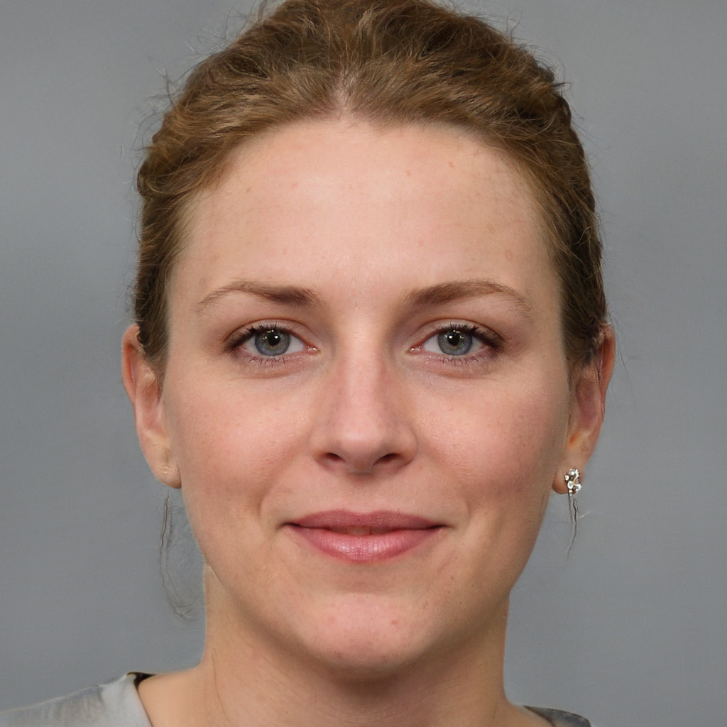 Happy baby in an Ingenuity product